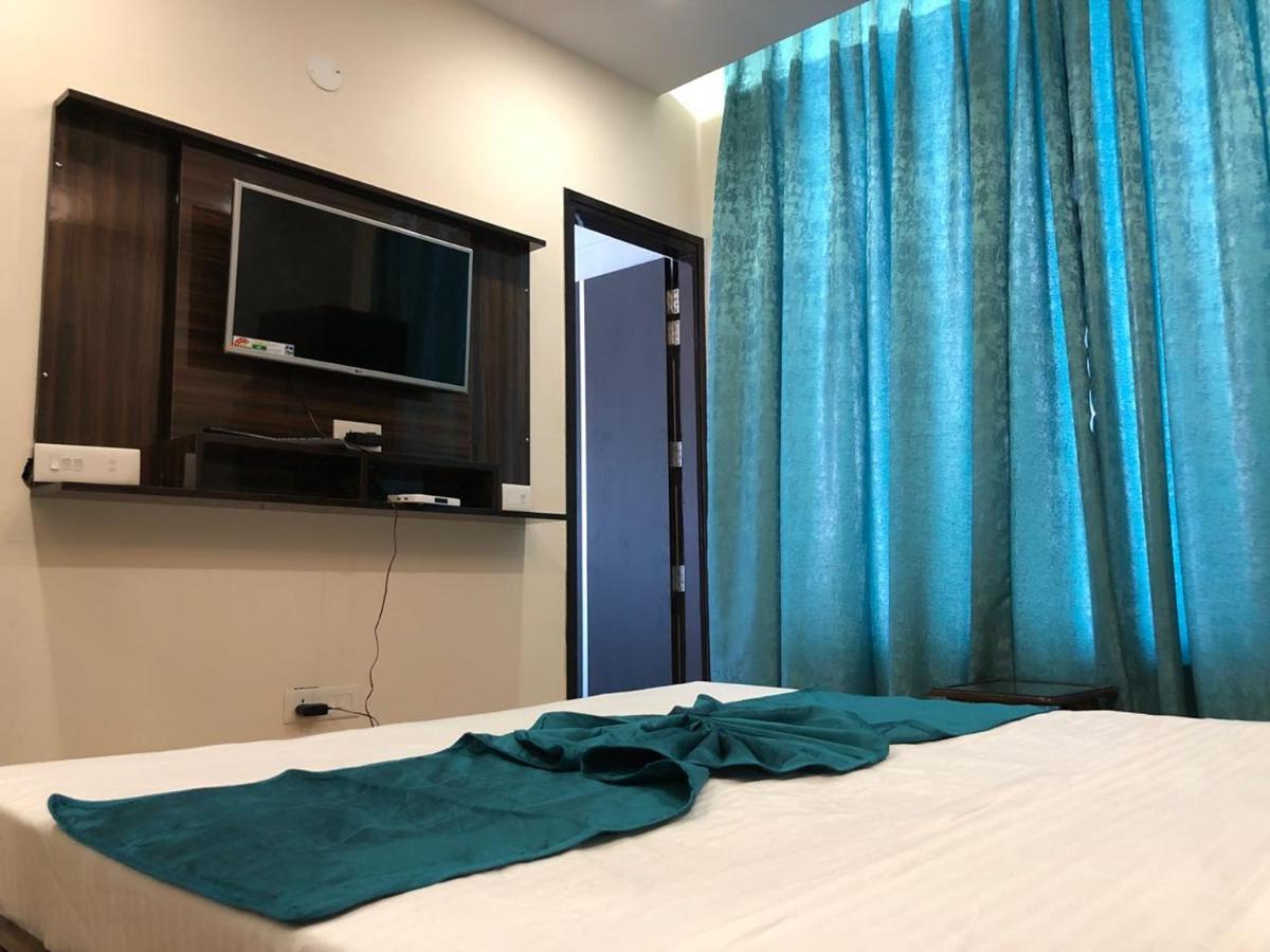 Hotel Wisteria -Main Highway Hotel Zirakpur Exteriér fotografie