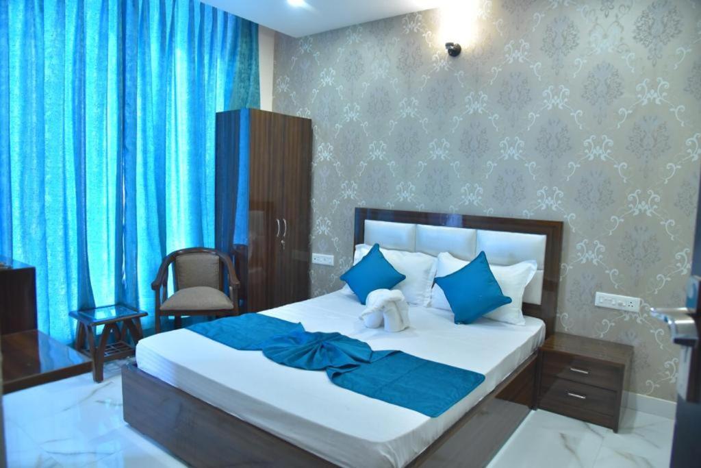 Hotel Wisteria -Main Highway Hotel Zirakpur Exteriér fotografie
