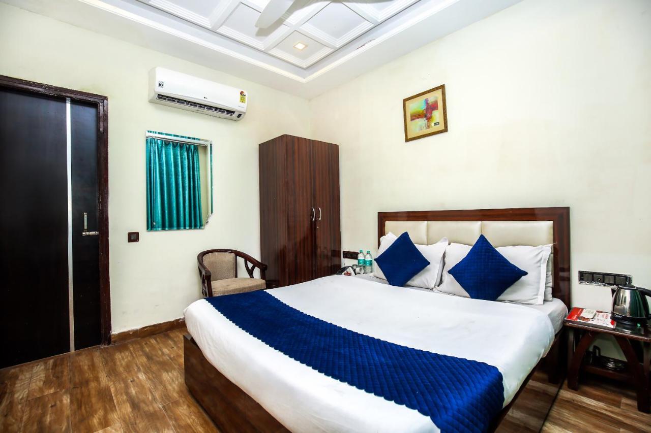 Hotel Wisteria -Main Highway Hotel Zirakpur Exteriér fotografie